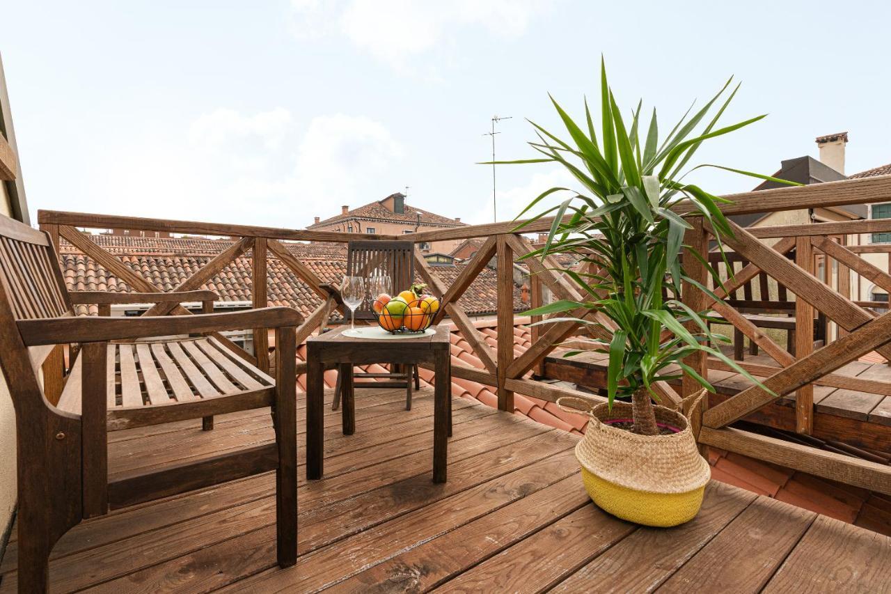 Ca' Degli Antichi Giardini Apartments Венеция Екстериор снимка